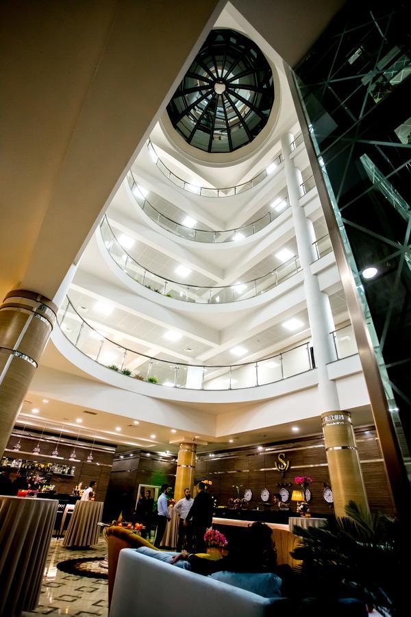 West Shine Hotel Baku Kültér fotó