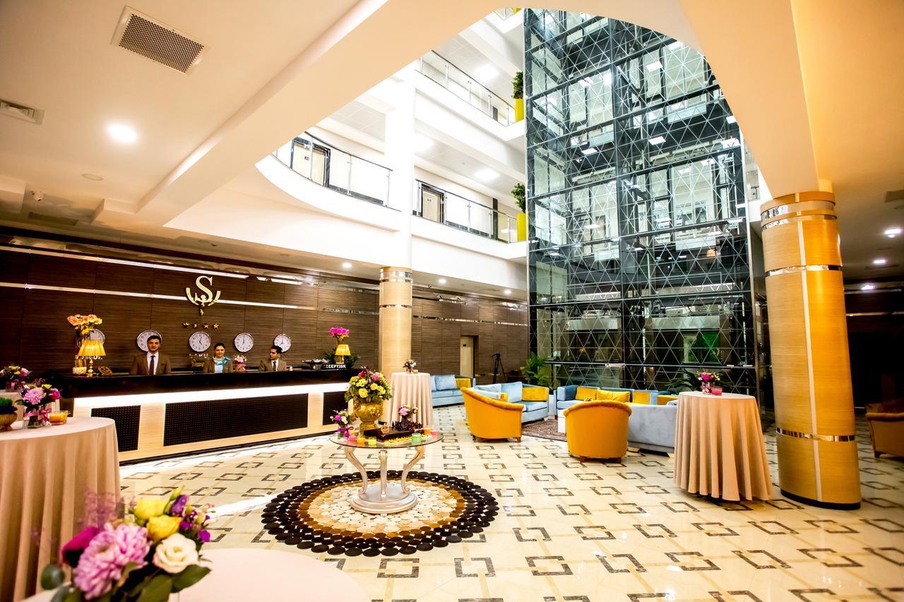 West Shine Hotel Baku Kültér fotó
